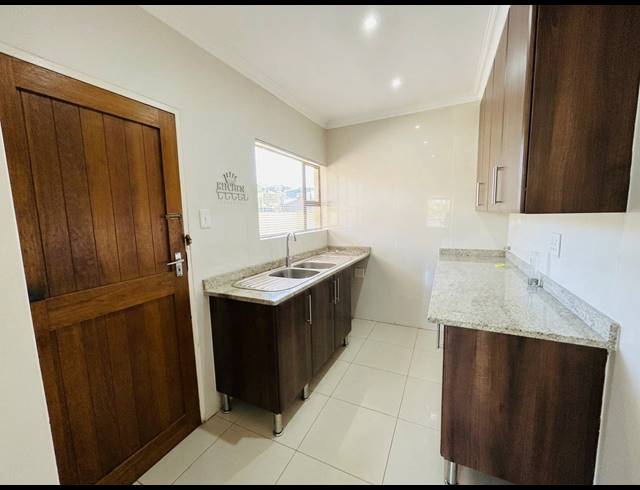 3 BEDROOM HOUSE TO LET IN ARCON PARK